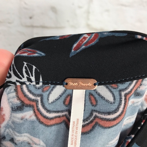 Free People Cherry On Top Keyhole MockNeck Top XS - Picture 5 of 7